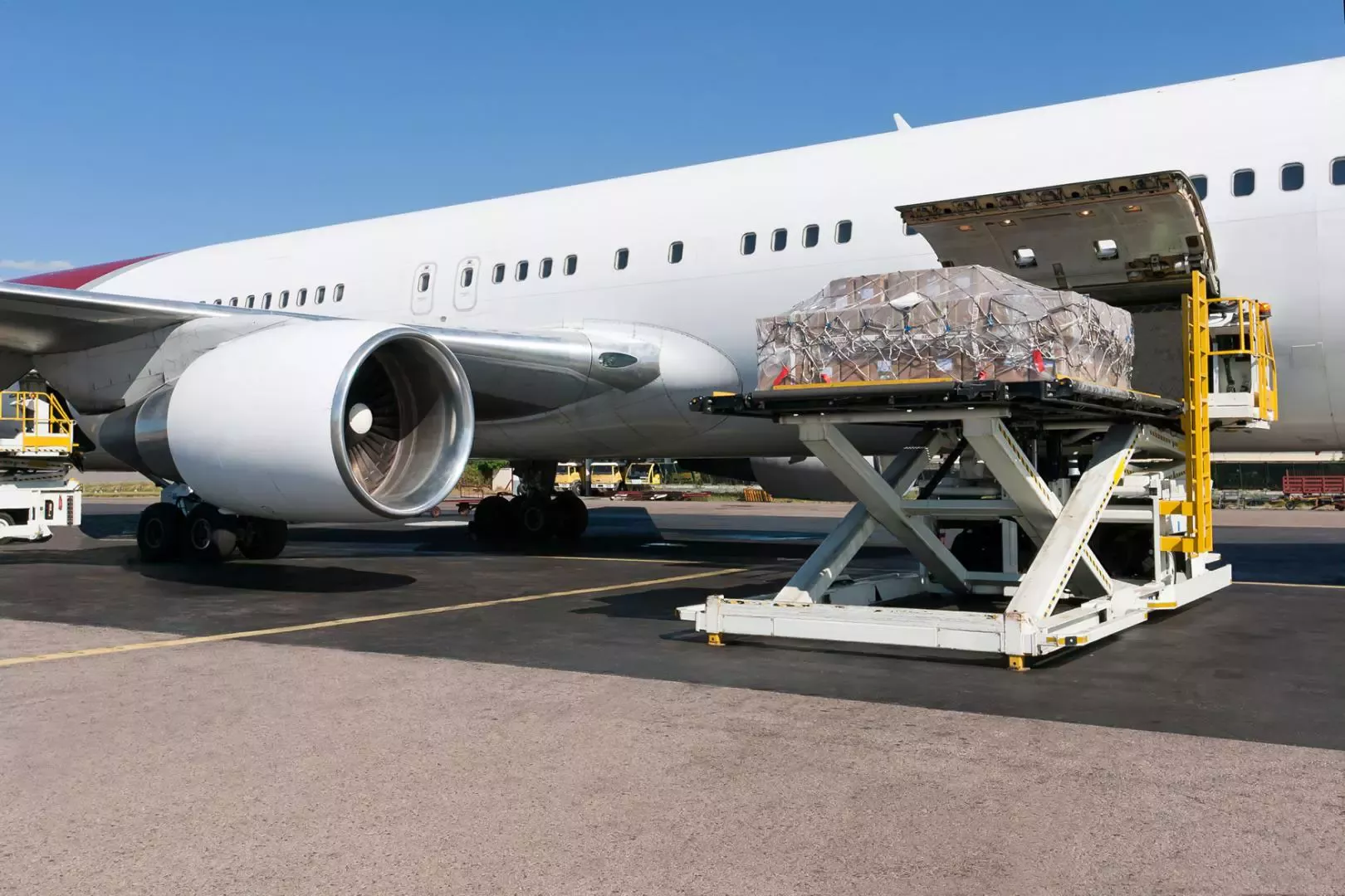 Packers and Movers, Air Freight Services in Pakistan